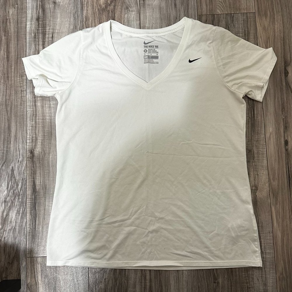 Nike Women's DRI-FIT The Nike Tee V-Neck Shirt White Size XL